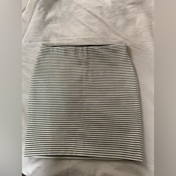 LOFT VERTICAL STRIPED ELASTIC WAIST STRETCH PONTE MINI PENCIL SKIRT NWT SZ M - Picture 6 of 9